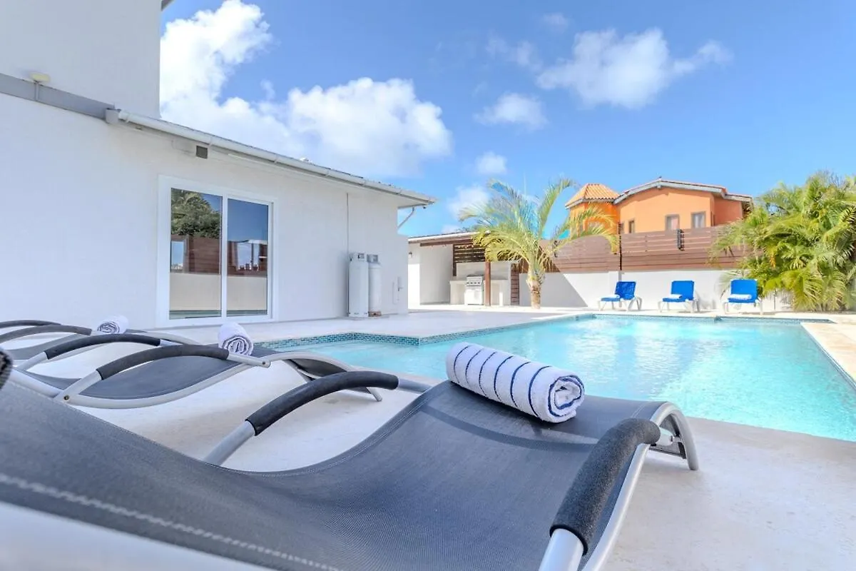 5 Minutes To Eagle Beach Blue Lagoon By Bocobay Palm Beach 0*,  Aruba